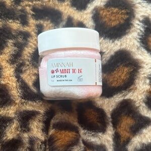 Aminnah Mint To Be Lip Scrub